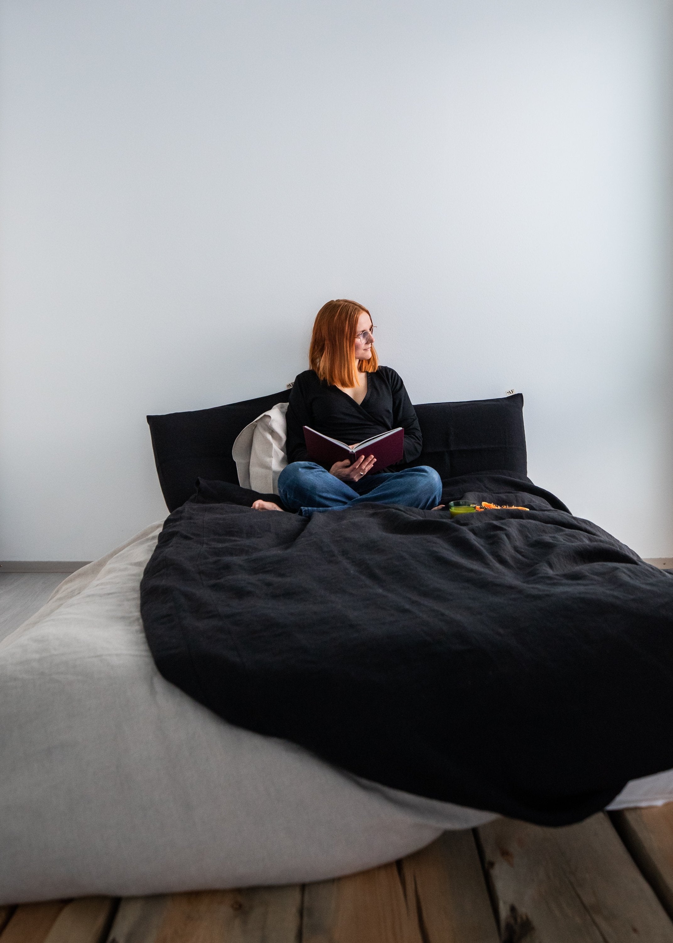 Hempbedlinens are comfortable and breathable material to sleep in. Arctic Flora hemptextiles are air-finished for a softer feel. Minimal monochrome choices black and beige compliments any beddings on their own.